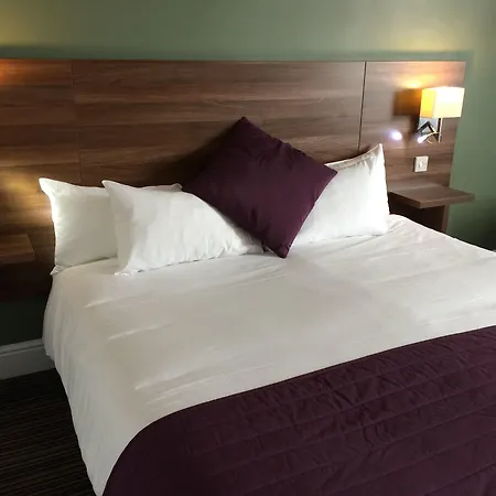 Hotell Quality Leeds Selby 3*