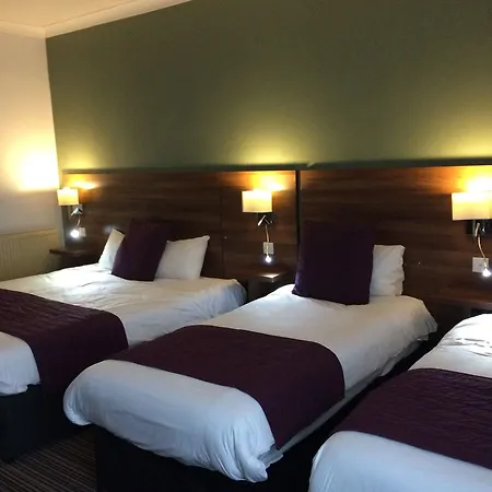 Quality Leeds Selby Hotel 3*