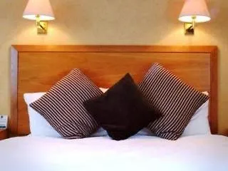 Hotel Quality Leeds Selby 3*